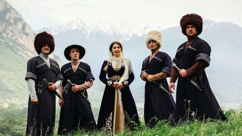 Народные костюмы Северной Осетии Алании