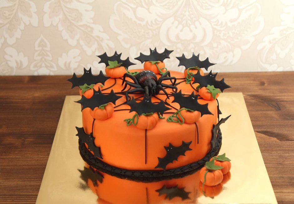 Морковный торт на Хэллоуин