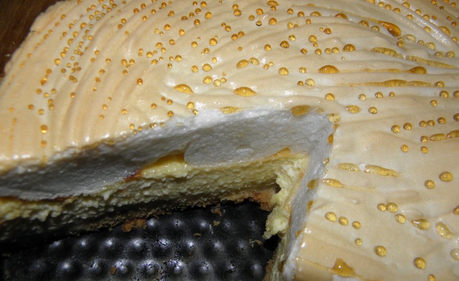 Торт малиновый Бриз