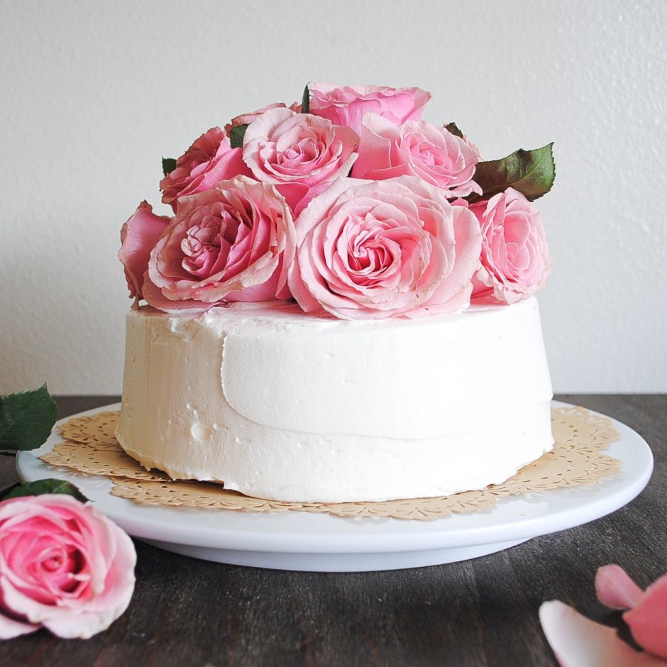 Торт цвета чайной розы
