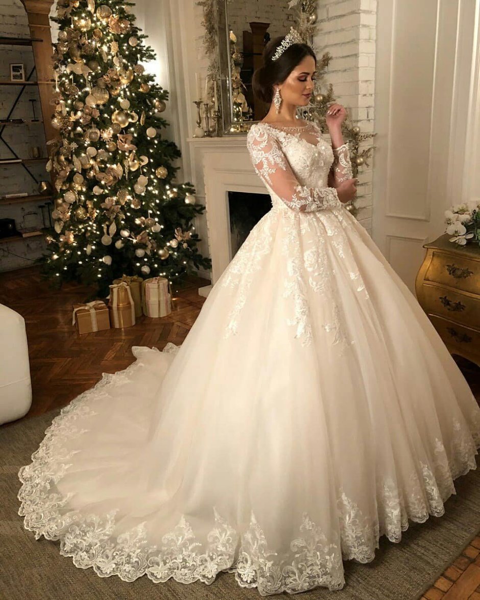 Свадебные платья 2022
