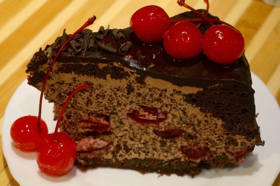 Торт вишня в шоколаде с ганашом
