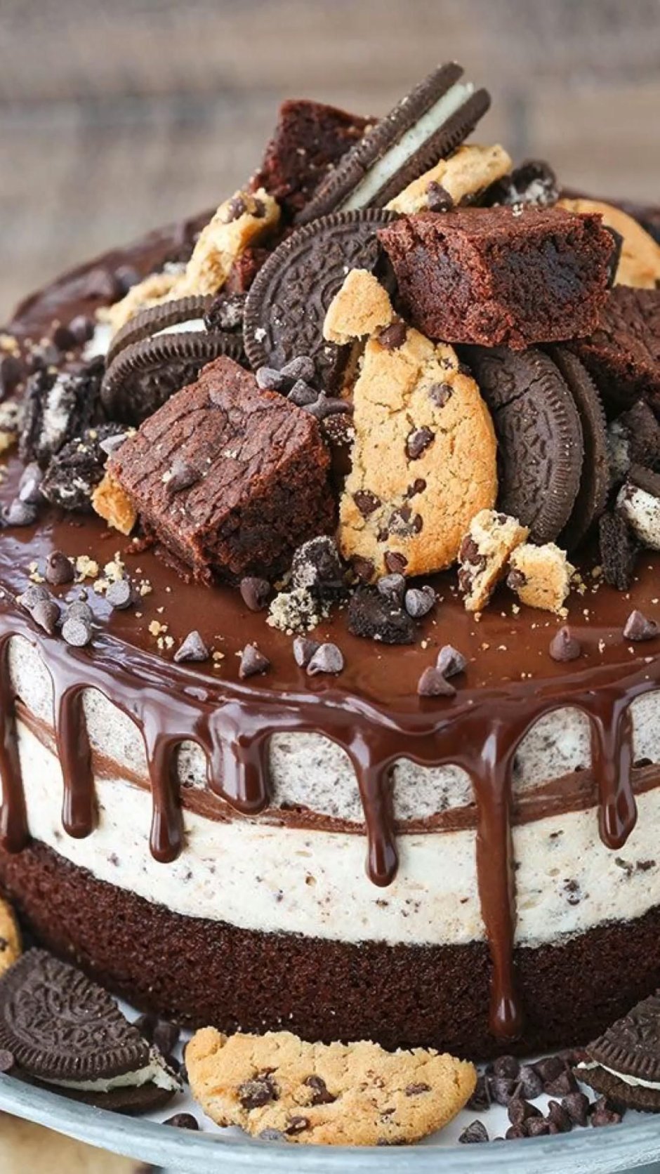 Шоколадный торт с эскимо