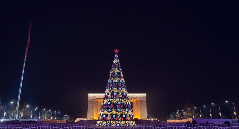 Бишкек площадь ала-ТОО новый год