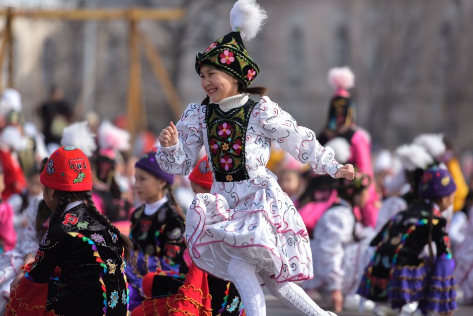 С праздником Нооруз Бишкек