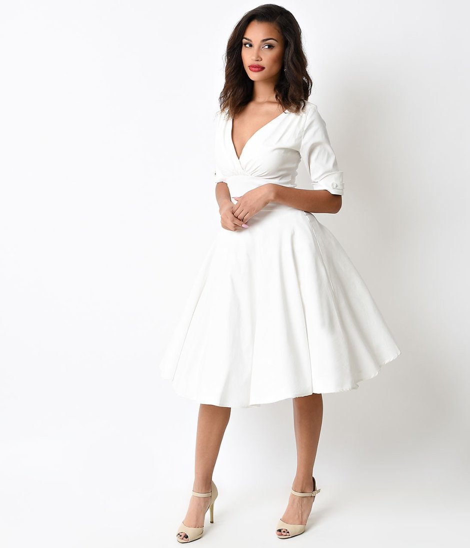 Белое платье в стиле 50-х