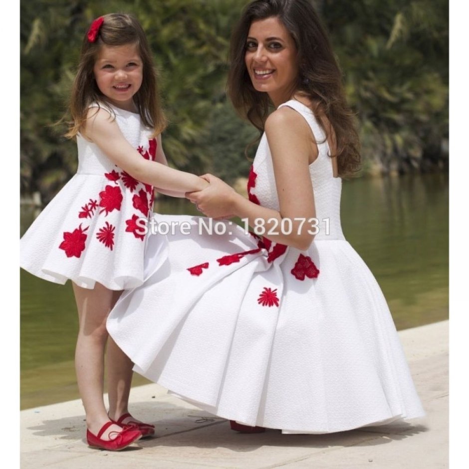 Платье на выпускной к дочке