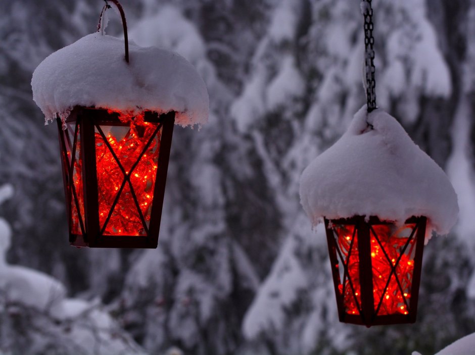 Декоративный фонарь Neon-Night с эффектом снегопада