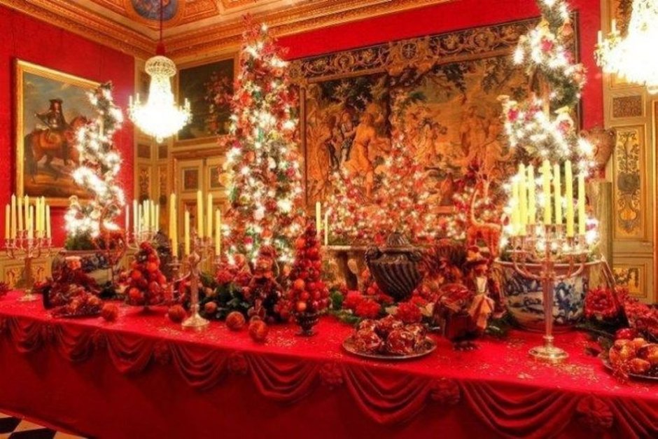 Новогодний Королевский зал с елкой