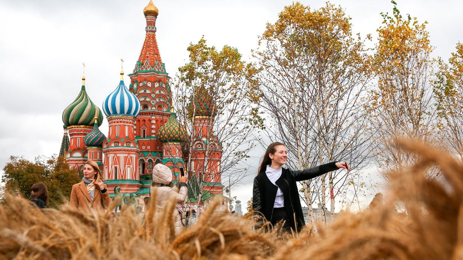 Москва красная площадь осень 2020