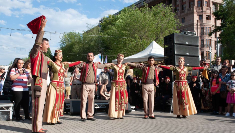 Кочари национальный танец армян