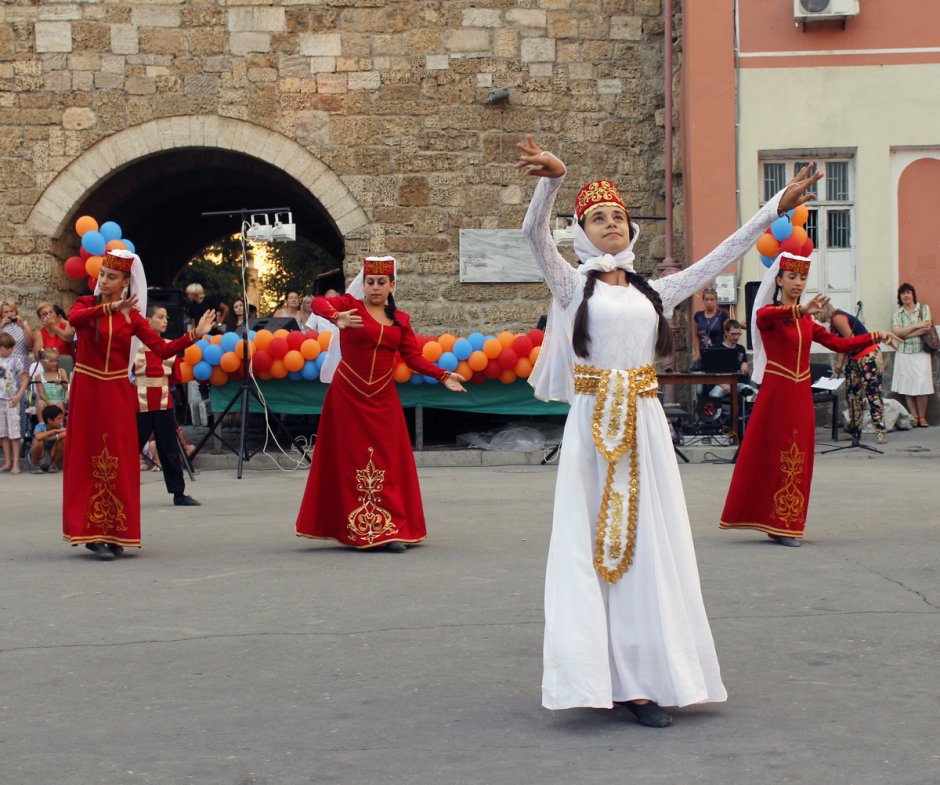 Праздники и традиции Армении