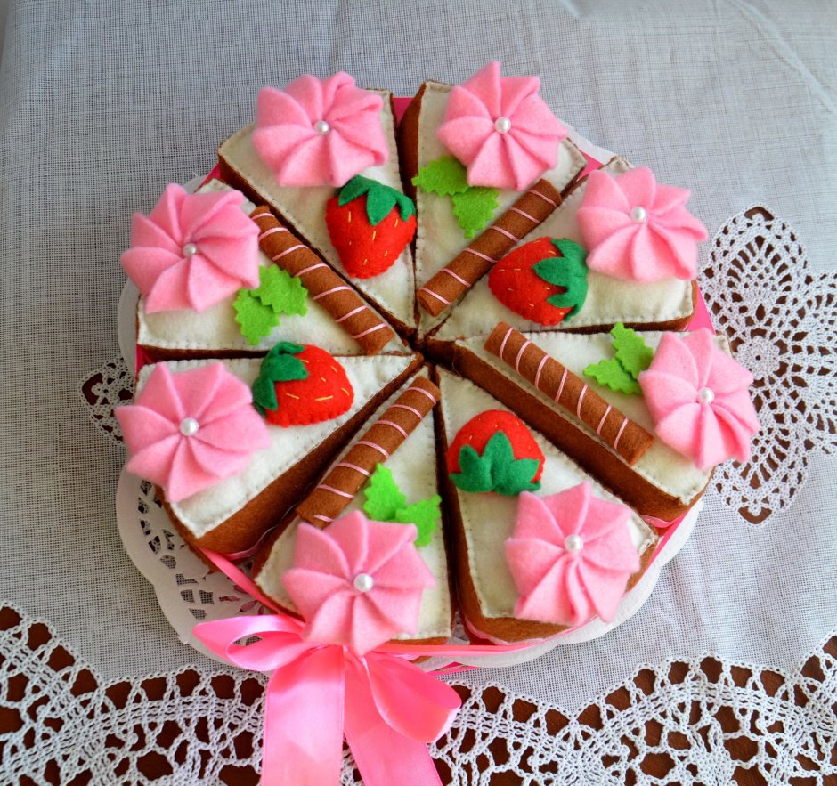 Тортики и пирожные из фетра
