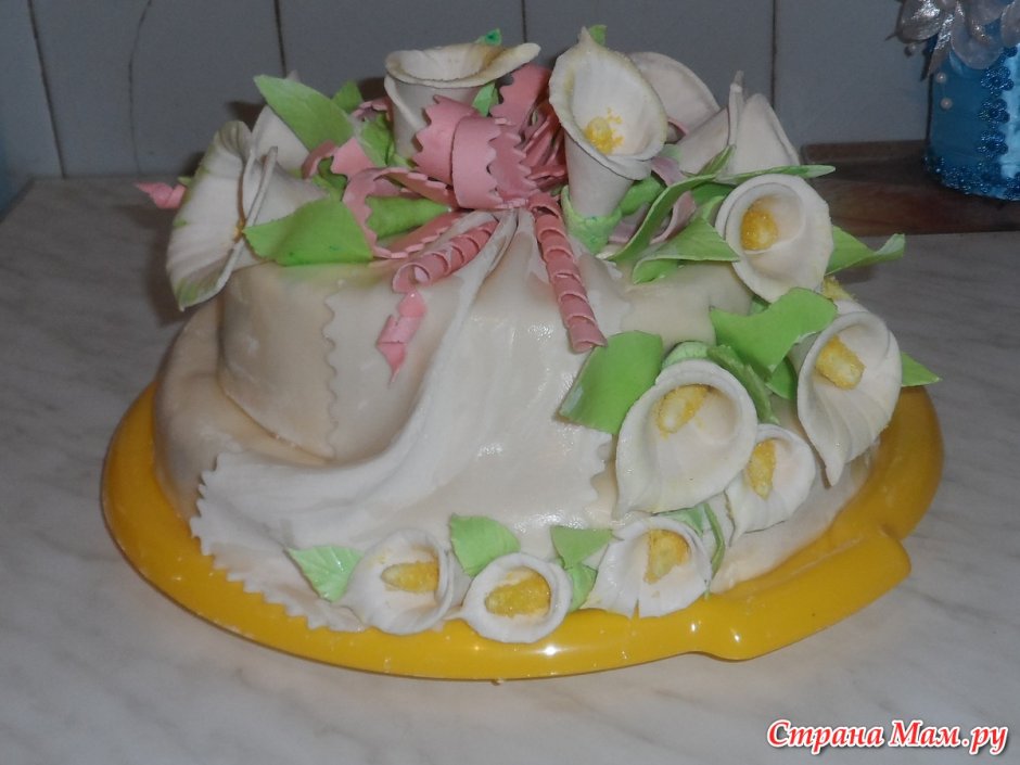 Цветы каллы на тортах