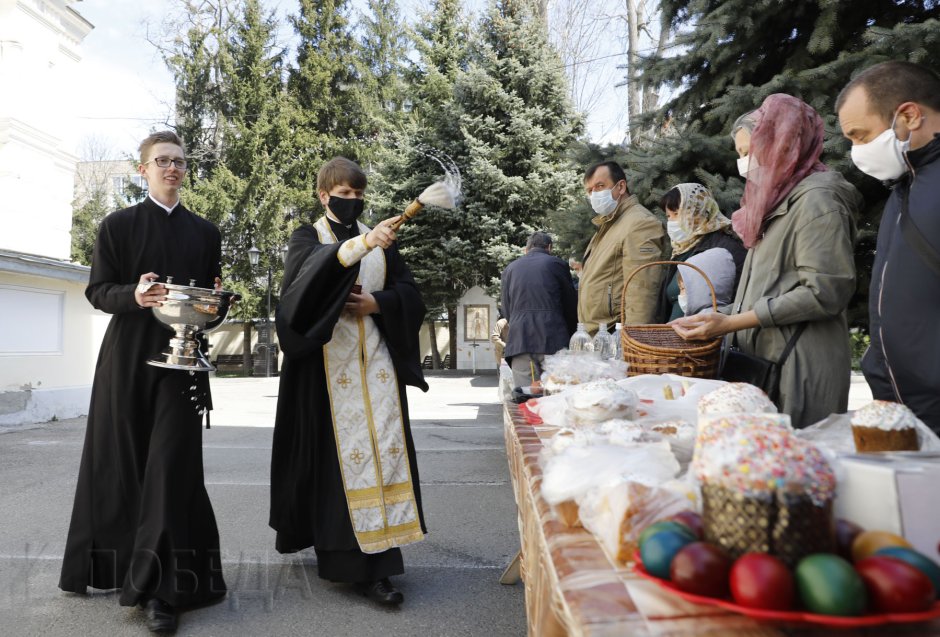 Плащаница в храме Воскресения Христова в Сокольниках