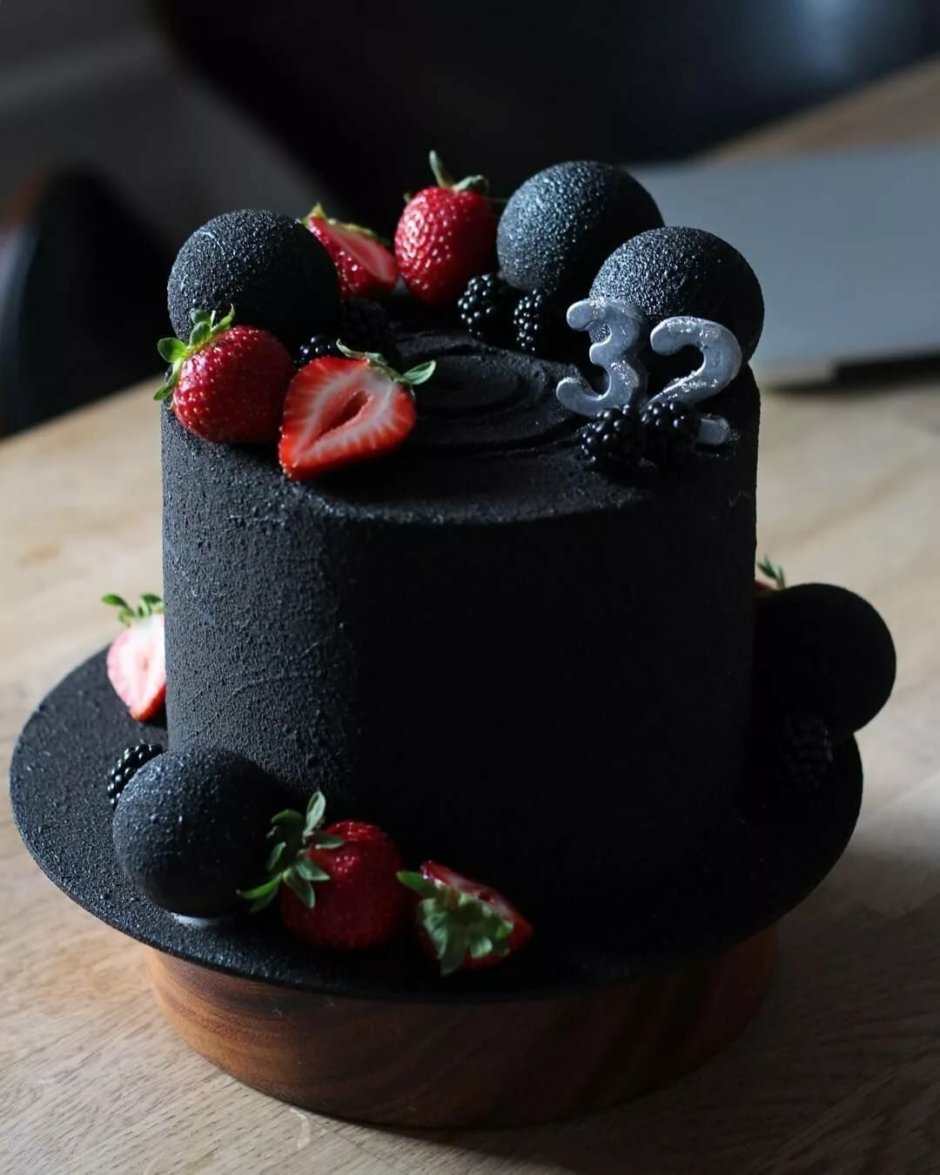 Торт черный вельвет