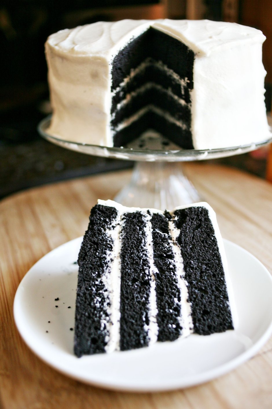 Торт черный вельвет
