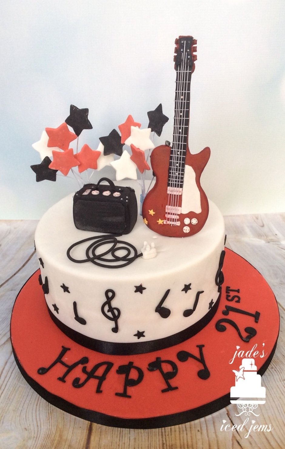 Торт с гитарой для мальчика