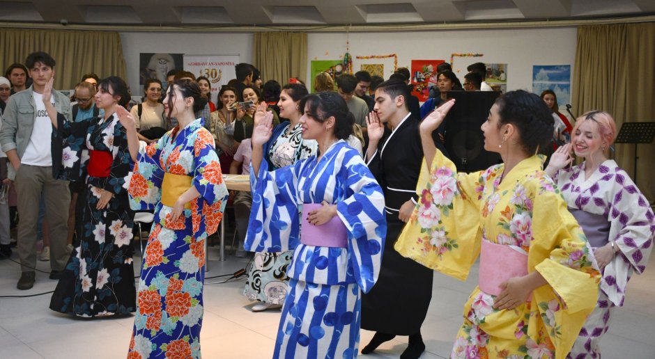 Япония кимоно Икебана чайная церемония Кабуки