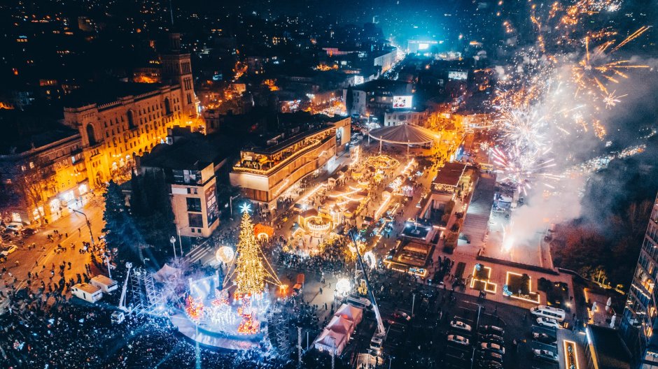 Новогодние улицы Тбилиси
