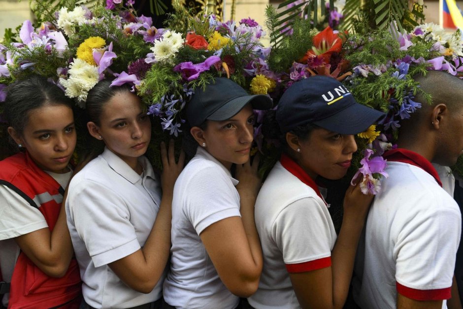 Венесуэла девушки на улицах