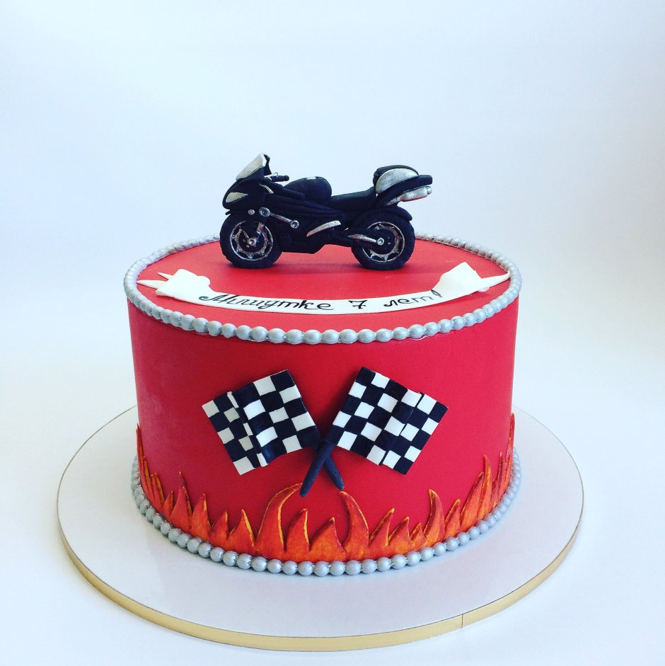 Торт с мотоциклами для детей