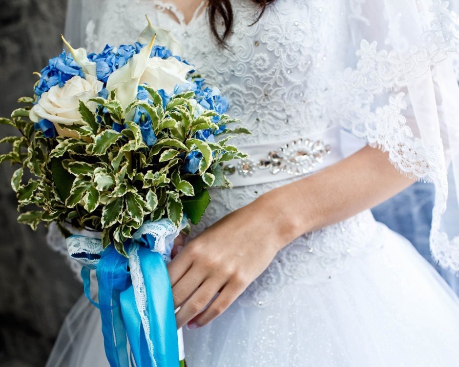 Свадебный букет в голубых тонах