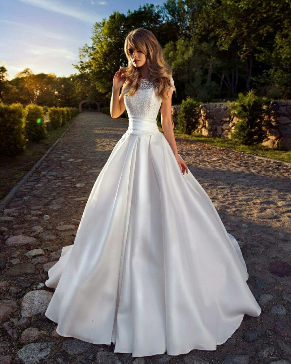 Свадебное платье за 3000
