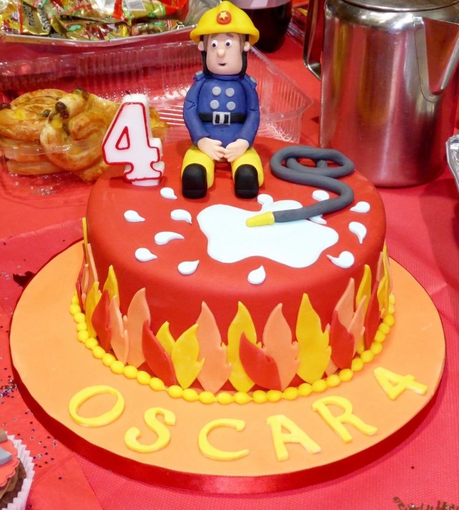 Торт на пожарную тематику