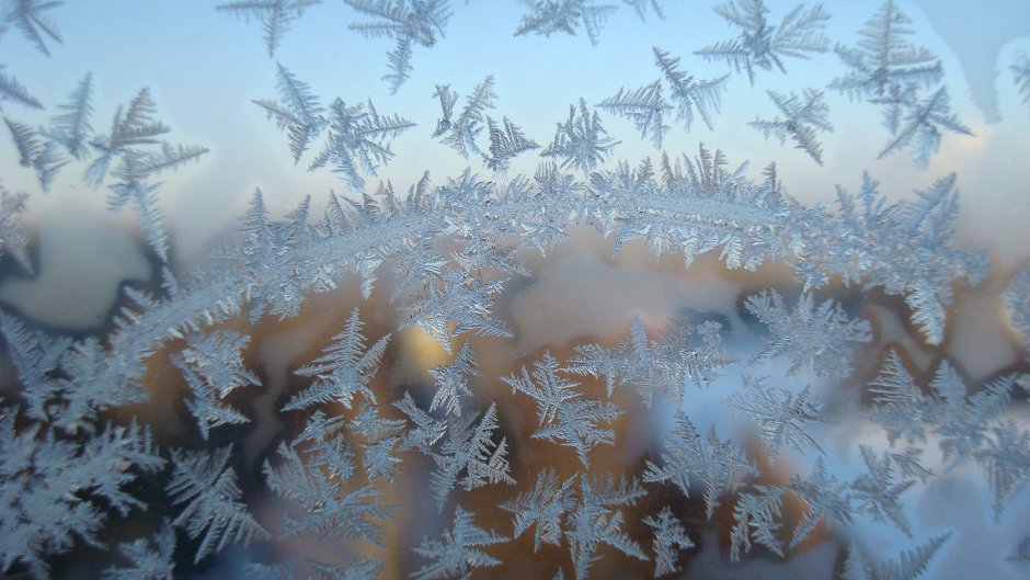 Морозное окно
