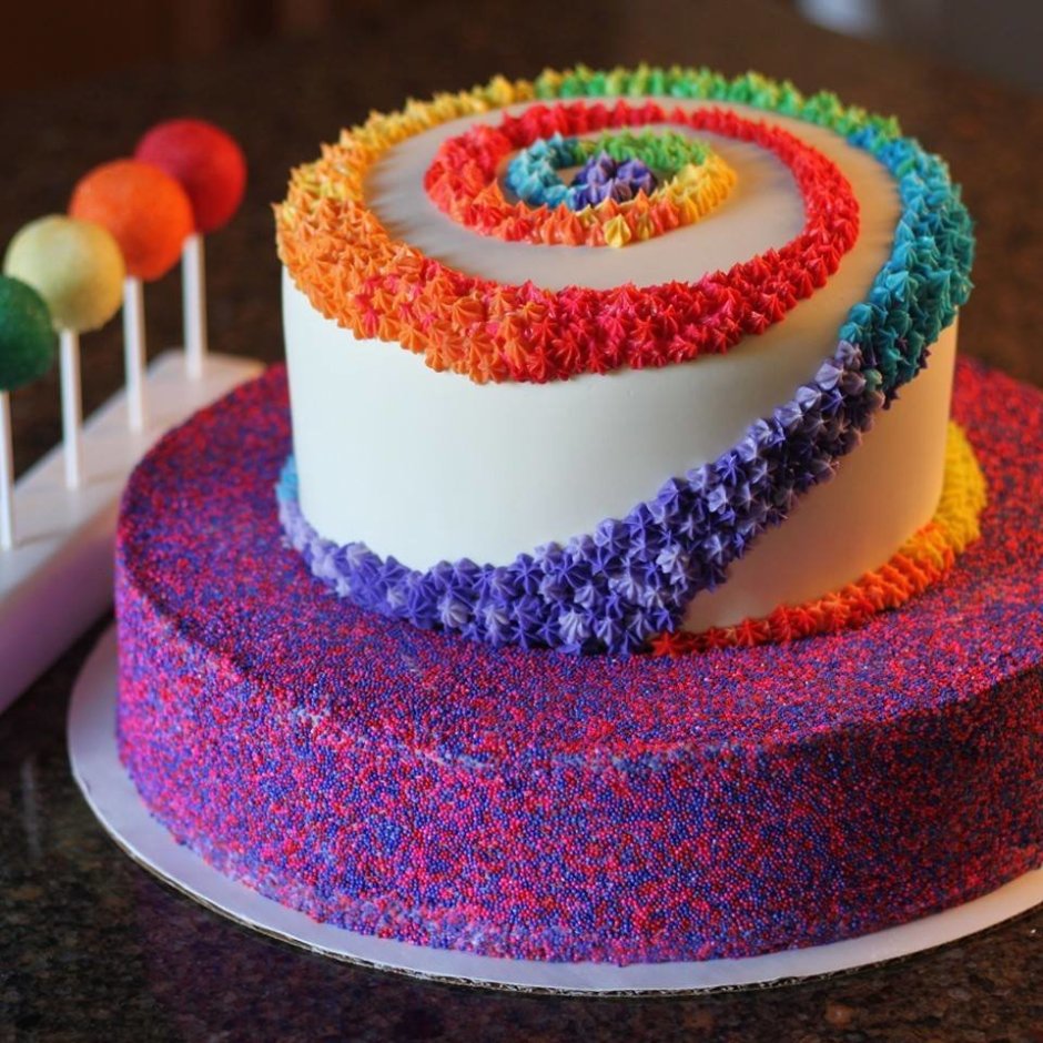 Торт разноцветный