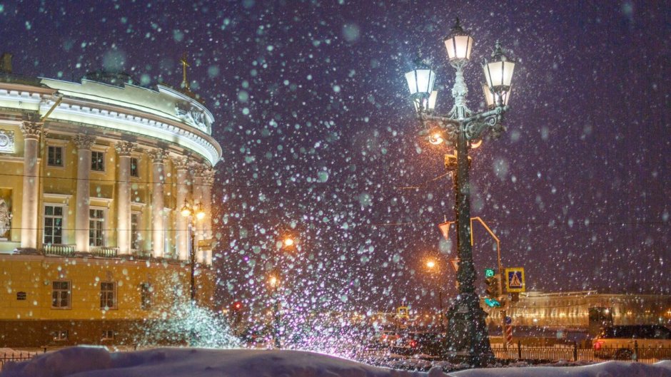 Дед Мороз и Снегурочка в Костроме