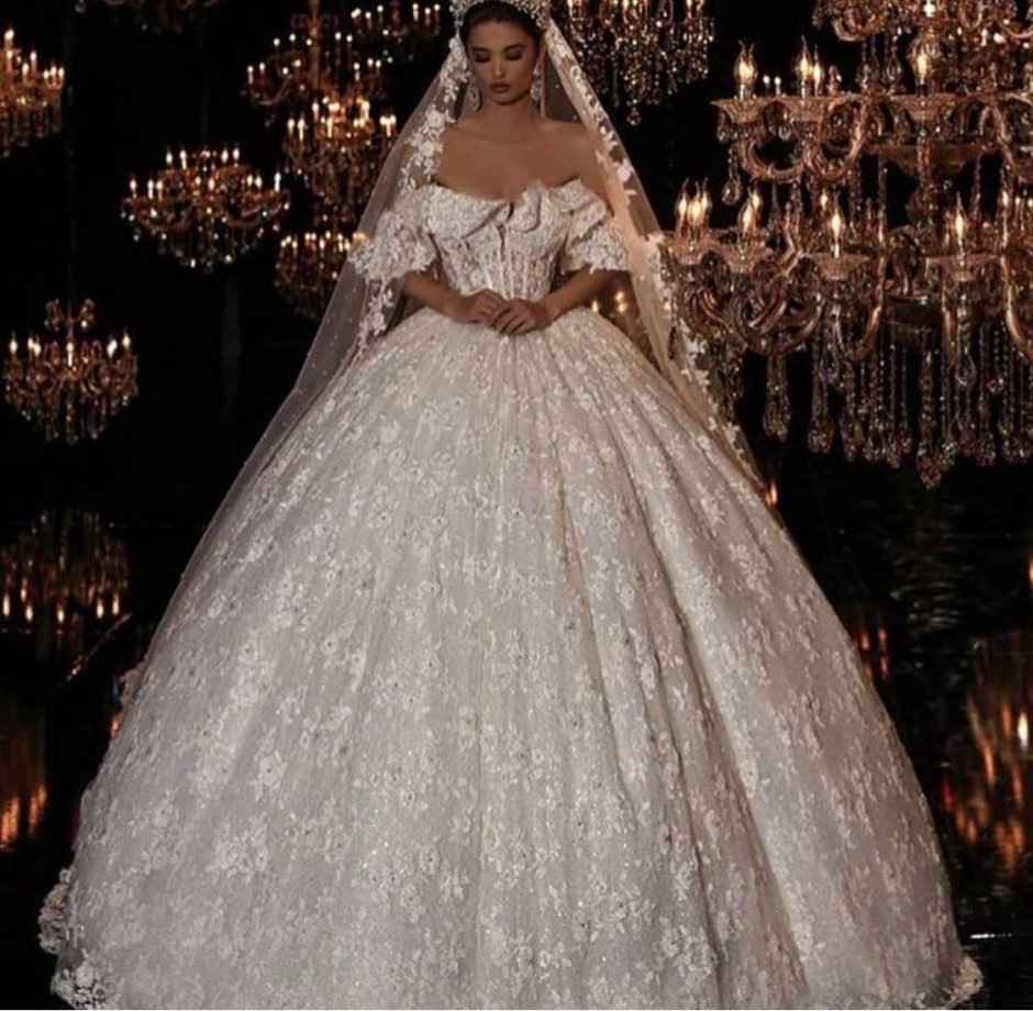 Свадебное платье с бриллиантами