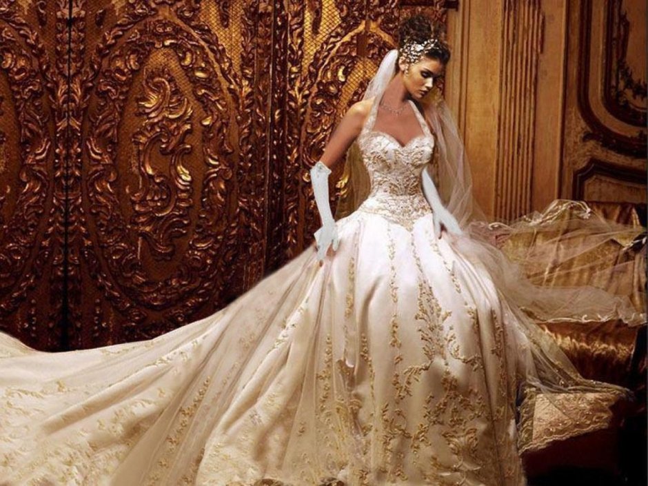 Свадебное платье белое с золотым