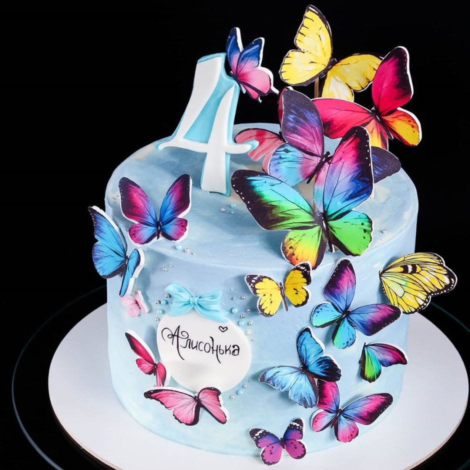 Торт с радугой и бабочками