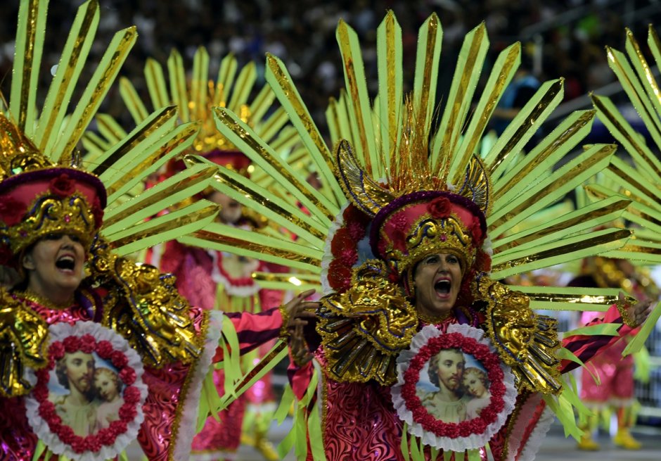 Открытие карнавала в Бразилии