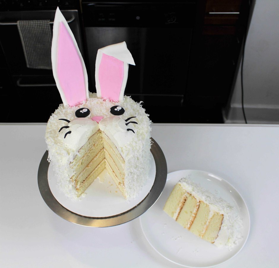 Новогодний торт с кроликом