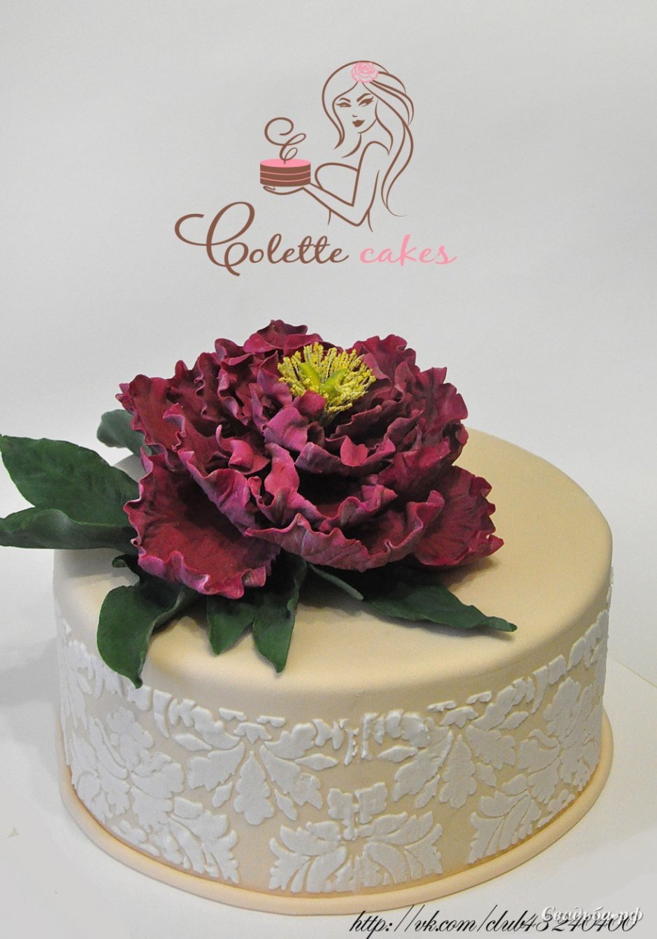 Свадебный торт с цветами