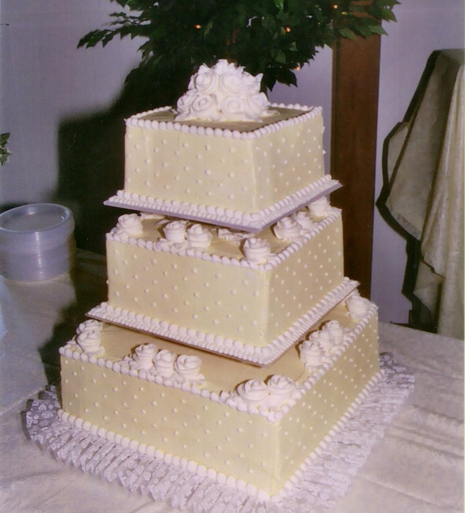 Свадебный торт с квадратными ярусами