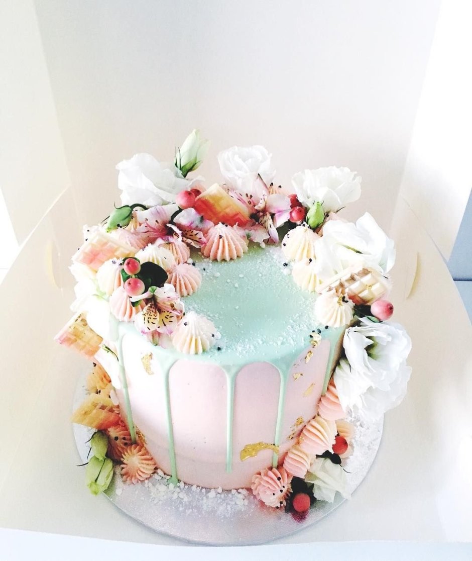 Торт с зефирными цветами