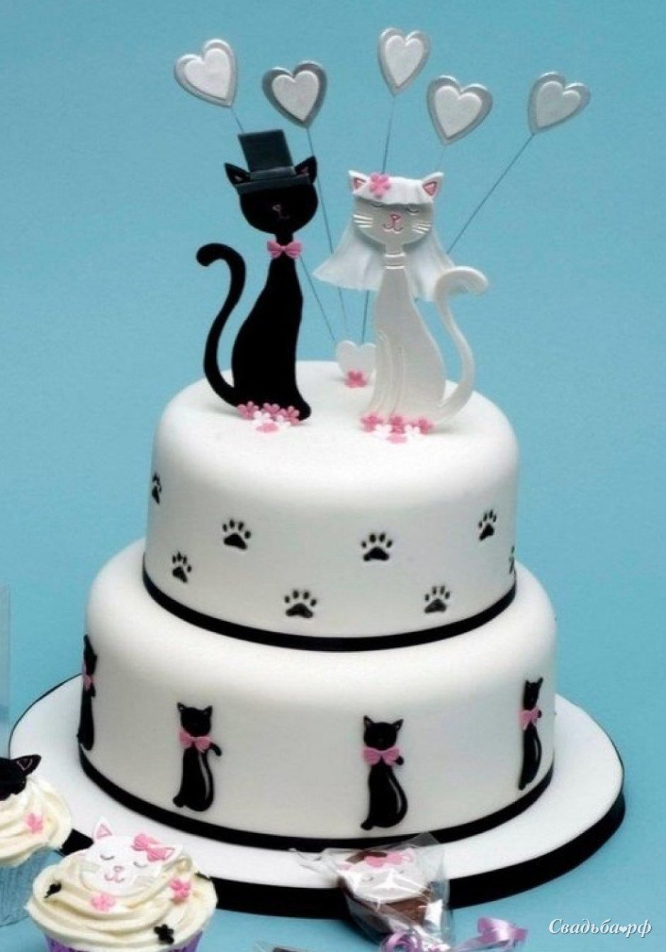 Свадебный торт с кошками