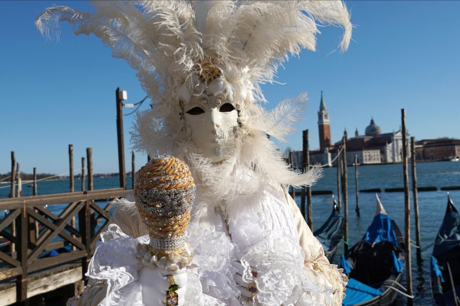 Венецианский карнавал начало
