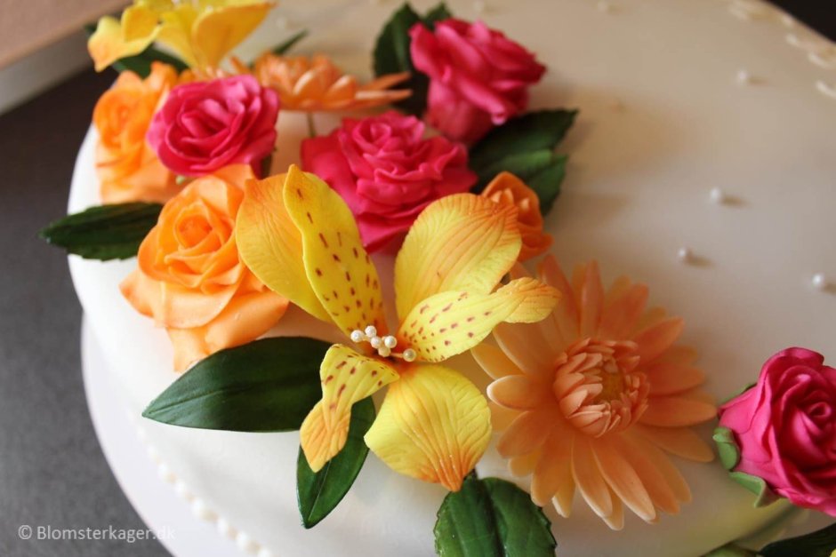 Цветы из мастики для торта