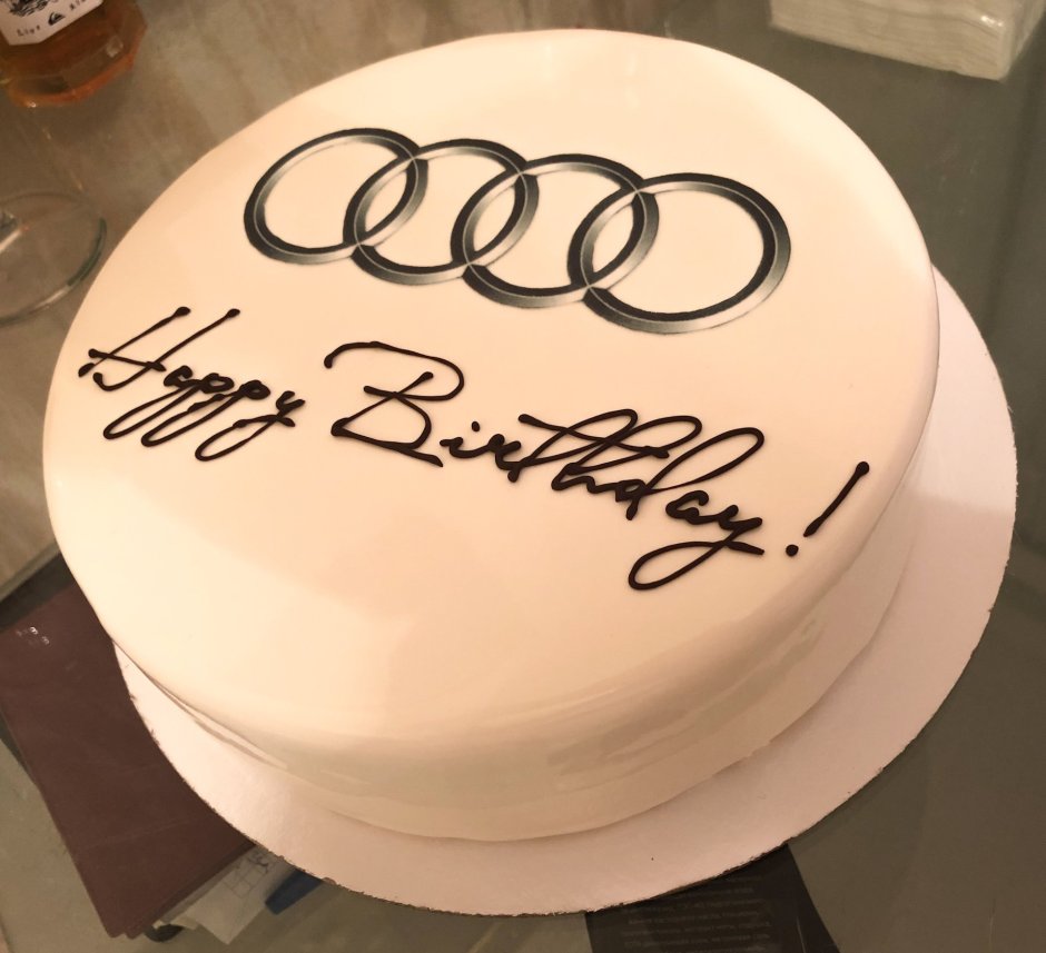 Торт Ауди на день рождения