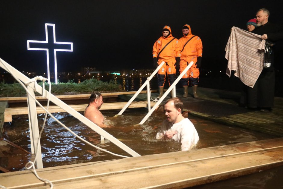 Крещенские купания в Колпино 2022