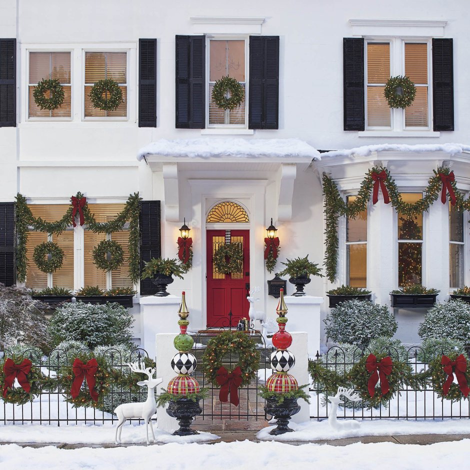 Рождественское украшение фасадов