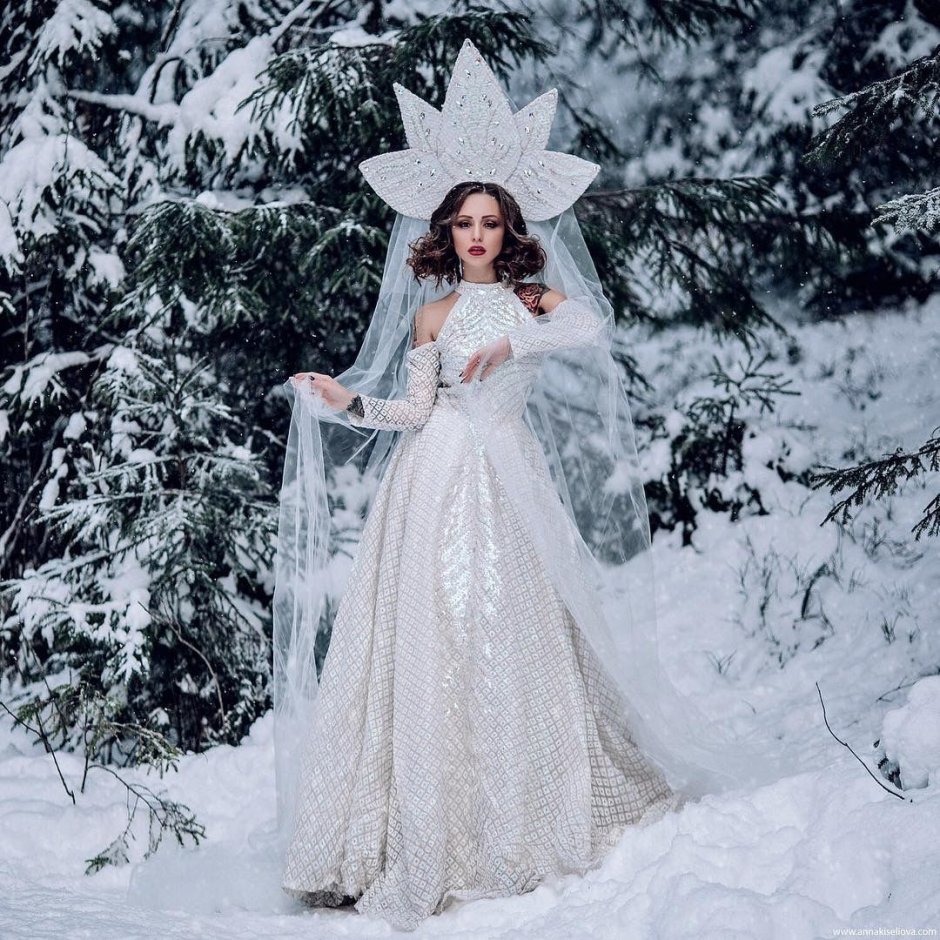 Образ снежной королевы в полный рост