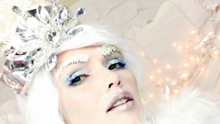 Красивый макияж снежной королевы