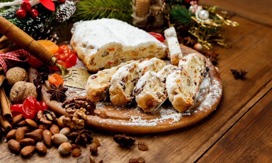 Рождественский кекс с сухофруктами и орехами