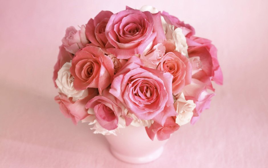 Розовые цветы букет